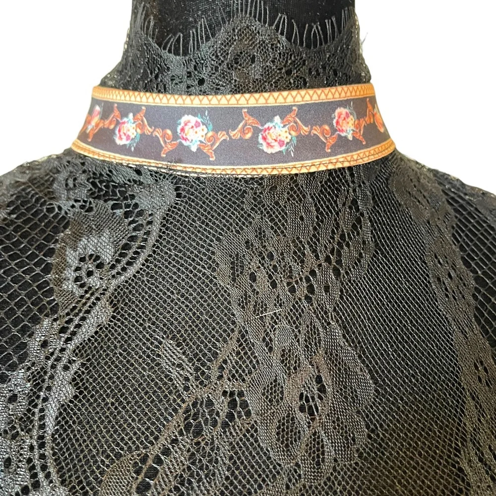 Stunning & Fun Lace Accent Dress The Rozmundah - Picture 5 of 13